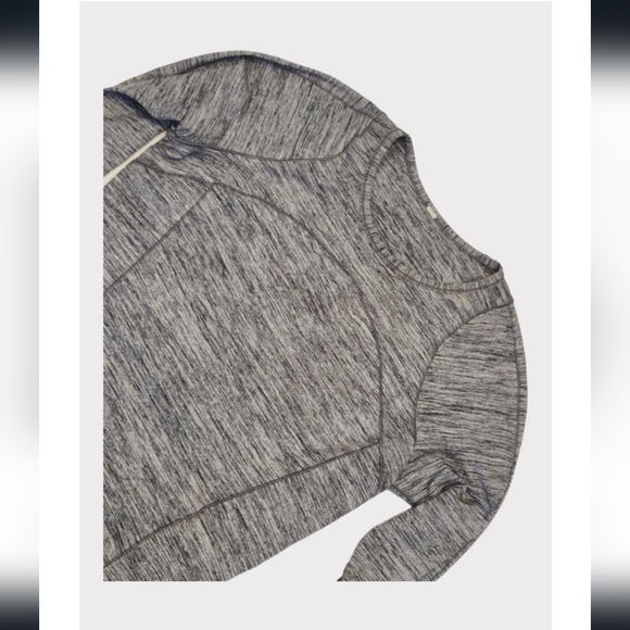 Size 12 - Lululemon Cypress Kiss Long Sleeve - Picture 3 of 3